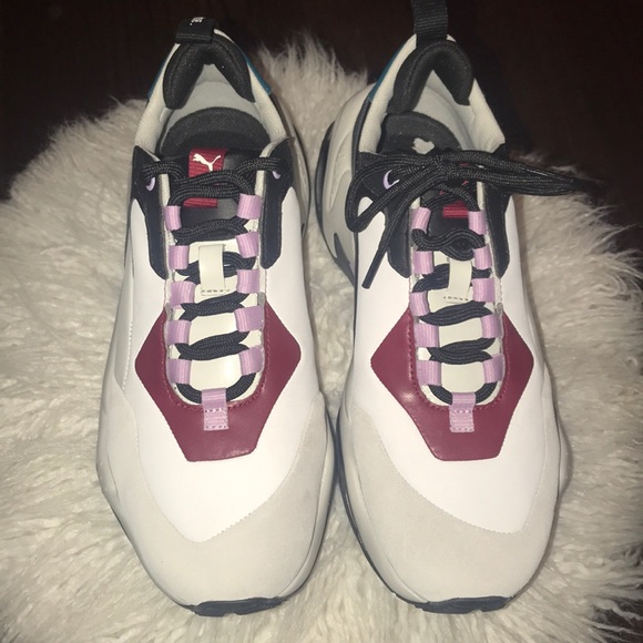 🔥Puma thunder rive droit Sneakers 🔥🔥 - Picture 2 of 7